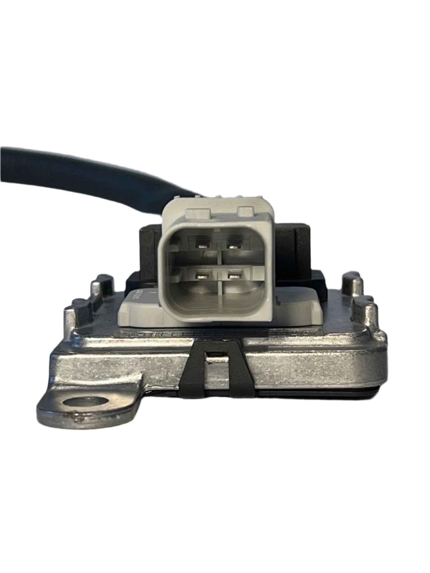 NOx sensor for Cummins, MaxxForce, and Caterpillar engines - 4326873, 5WK96742B